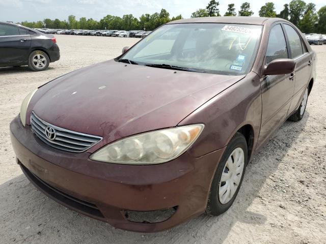 4T1BE32K45U077413 - 2005 TOYOTA CAMRY LE MAROON photo 2