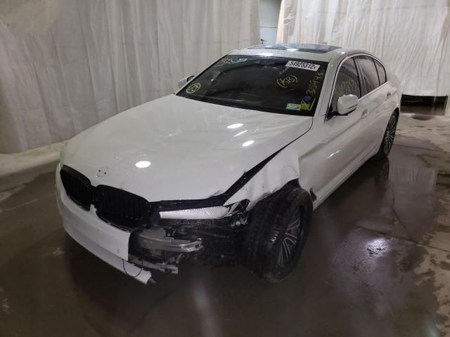 WBAJA7C52KWC77685 - 2019 BMW 530 XI WHITE photo 2