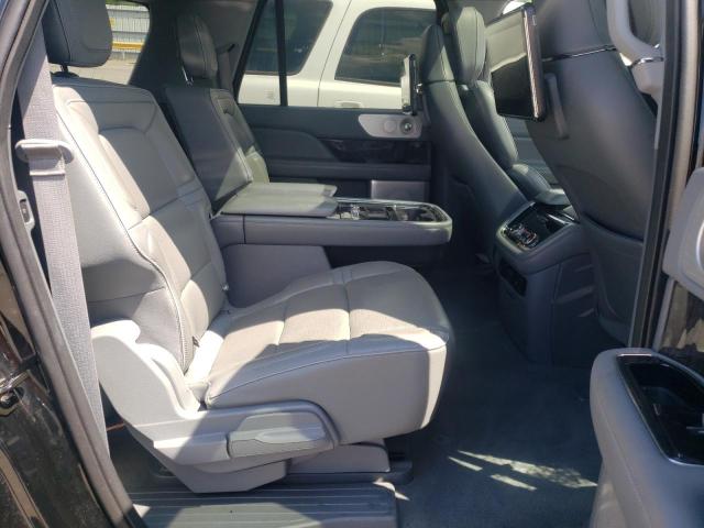 5LMJJ3LT3JEL00556 - 2018 LINCOLN NAVIGATOR 黑色 照片 6