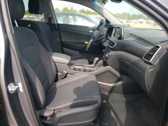 KM8J2CA48KU913484 - 2019 HYUNDAI TUCSON SE GRAY photo 5