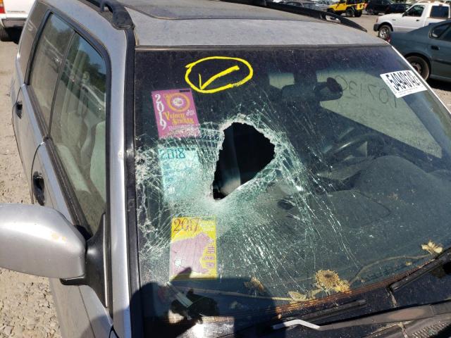 JF1SF656X2H718446 - 2002 SUBARU FORESTER S SILVER photo 9