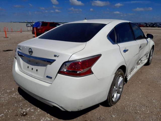 1N4AL3AP3EC148227 - 2014 NISSAN ALTIMA WHITE photo 4