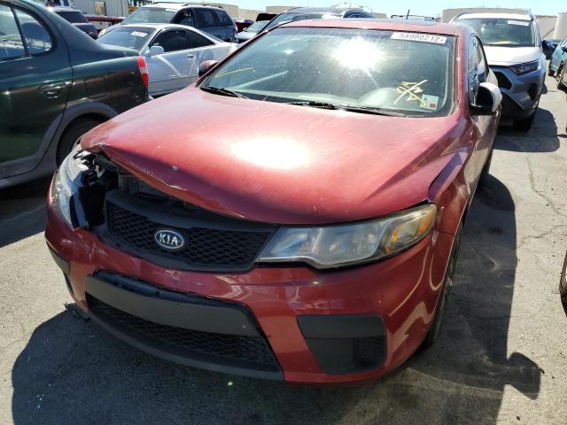 KNAFU6A29A5201351 - 2010 KIA FORTE KOUP RED photo 2