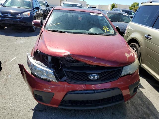 KNAFU6A29A5201351 - 2010 KIA FORTE KOUP RED photo 9