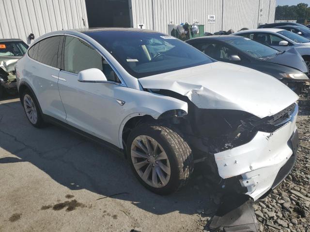 5YJXCAE24GF017434 - 2016 TESLA MODEL X WHITE photo 1