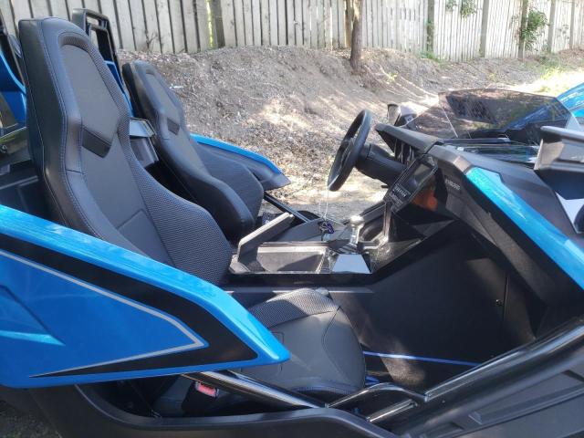 57XAARFA6J8130025 - 2018 POLARIS SLINGSHOT BLUE photo 5