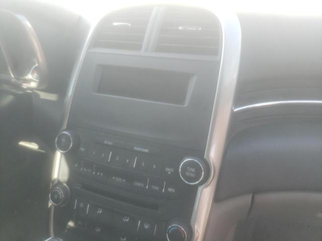 1G11B5SA6GF101061 - 2016 CHEVROLET MALIBU LIM 银色 照片 9