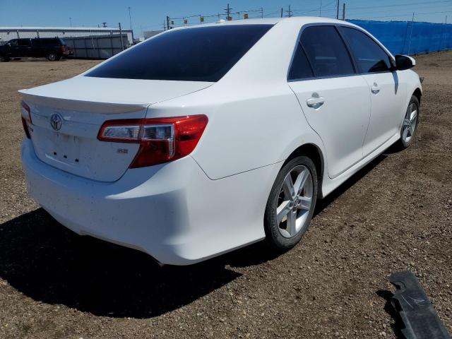 4T1BF1FK2CU192262 - 2012 TOYOTA CAMRY 4D 2 WHITE photo 4