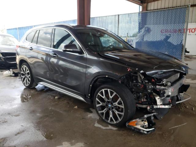 WBXJG7C00M5S17032 - 2021 BMW X1 SDRIVE2 GRAY photo 1