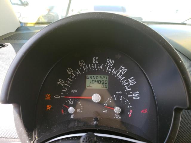 3VWCD21C72M457455 - 2002 VOLKSWAGEN NEW BEETLE 黄色 照片 8