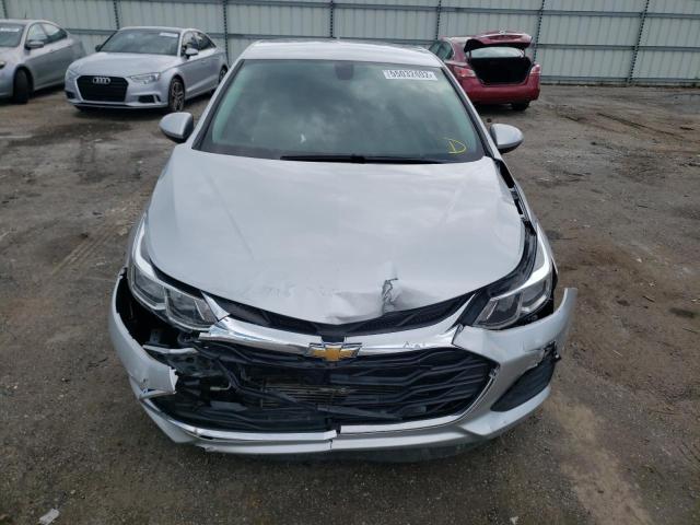 1G1BC5SM3K7107771 - 2019 CHEVROLET CRUZE SILVER photo 9