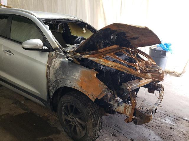 KM8J3CA44JU746844 - 2018 HYUNDAI TUCSON SEL SILVER photo 9