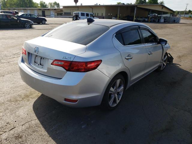 19VDE1F53DE004576 - 2013 ACURA ILX 20 PRE SILVER photo 4