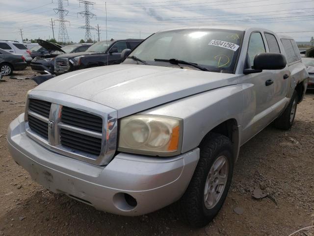 1D7HW48NX6S536708 - 2006 DODGE DAKOTA QUA SILVER photo 2