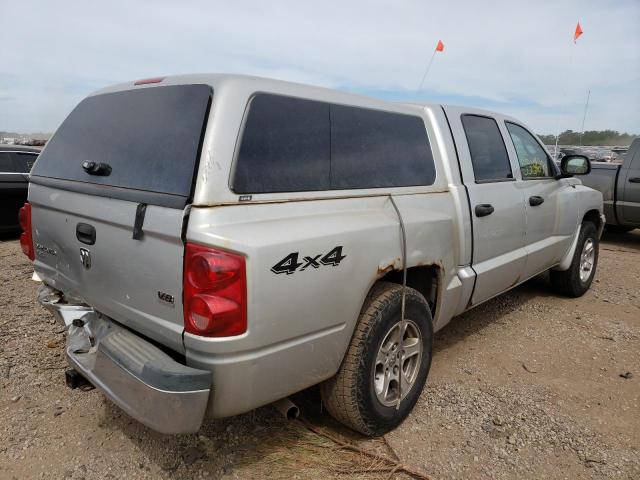 1D7HW48NX6S536708 - 2006 DODGE DAKOTA QUA SILVER photo 4