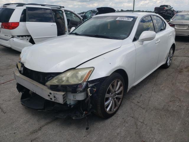 JTHCK262682025172 - 2008 LEXUS IS 250 WHITE photo 2