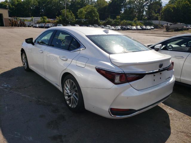 58AEA1C19MU009361 - 2021 LEXUS ES 300H LU WHITE photo 3