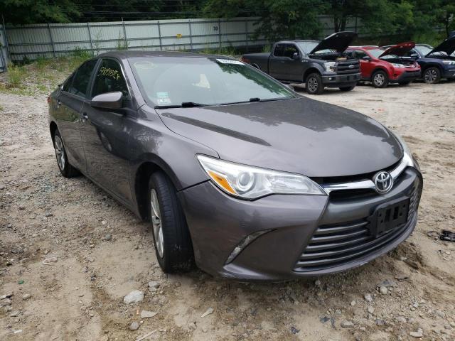 4T1BF1FK5FU495198 - 2015 TOYOTA CAMRY LE GRAY photo 1