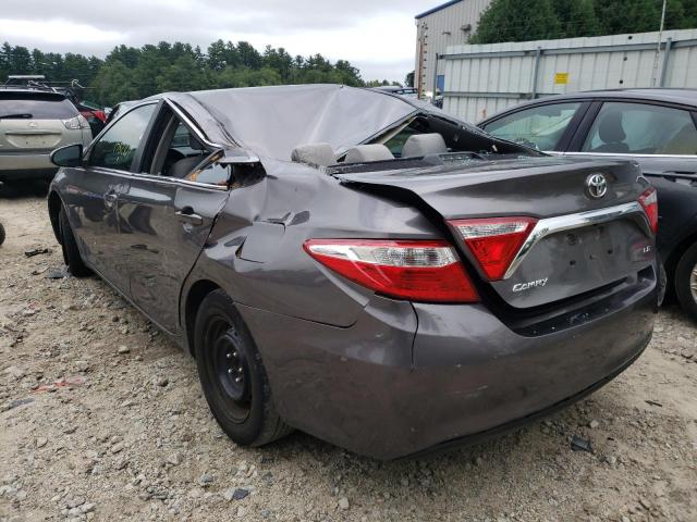 4T1BF1FK5FU495198 - 2015 TOYOTA CAMRY LE GRAY photo 3