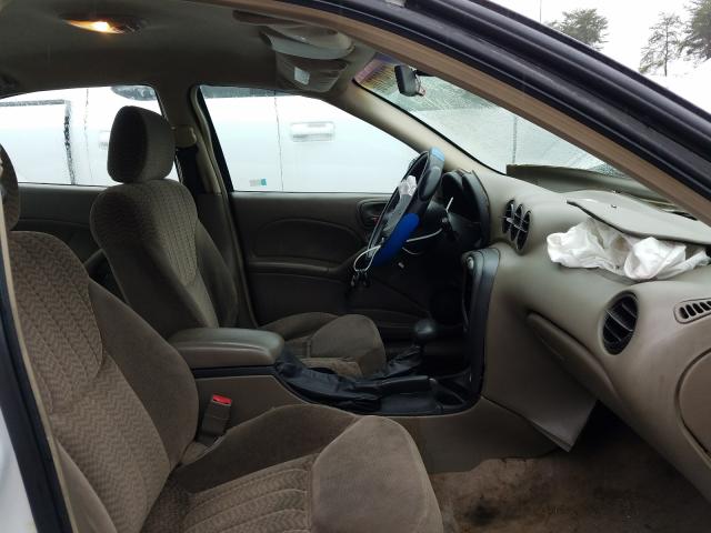 1G2NF52E42M528134 - 2002 PONTIAC GRAND AM S WHITE photo 5