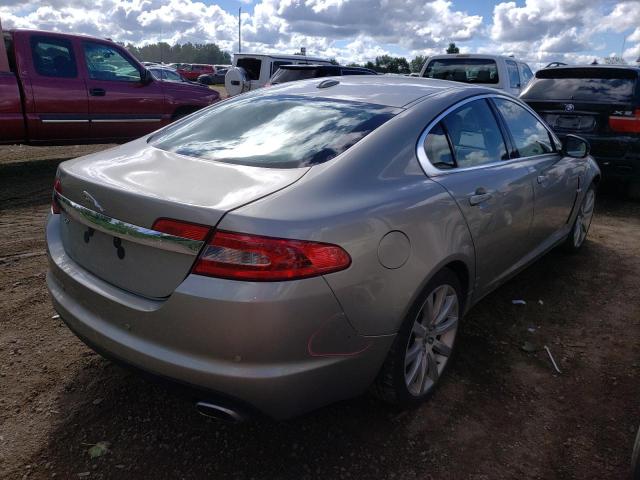 SAJWA0FA9AHR54953 - 2010 JAGUAR XF LUXURY SILVER photo 4