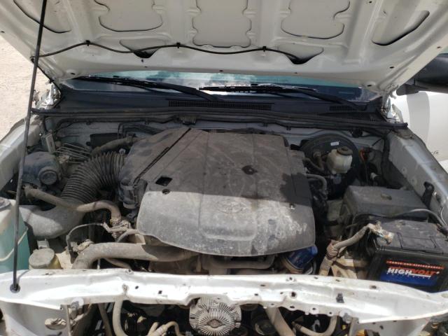 5TFJU4GN5FX086083 - 2015 TOYOTA TACOMA DOU WHITE photo 7