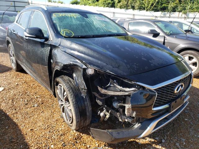 SJKCH5CR7HA028698 - 2017 INFINITI QX30 BASE BLACK photo 1