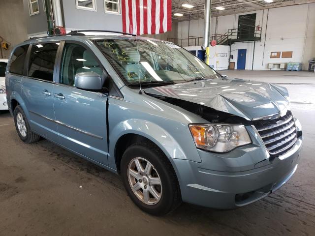 2A4RR5D17AR386947 - 2010 CHRYSLER TOWN & COU BLUE photo 1