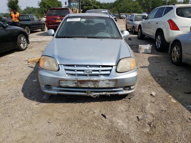 KMHCG45CX5U652820 - 2005 HYUNDAI ACCENT BLUE photo 9