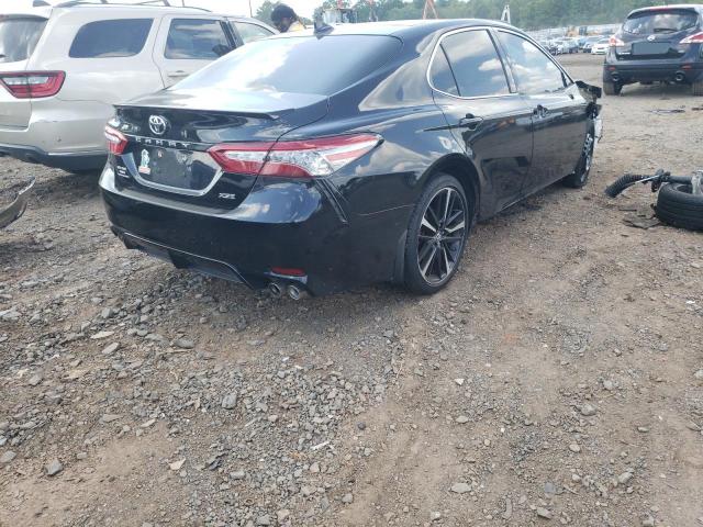 4T1B61HK8KU184663 - 2019 TOYOTA CAMRY XSE BLACK photo 4