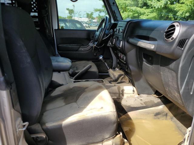 1C4AJWAG2GL156095 - 2016 JEEP WRANGLER S SILVER photo 5