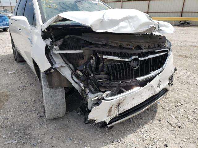 5GAERBKW1JJ213125 - 2018 BUICK ENCLAVE ES WHITE photo 9