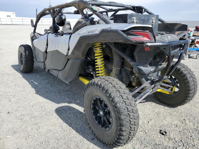 3JBVMAY25JK000210 - 2018 CAN-AM MAVERICK BLACK photo 3