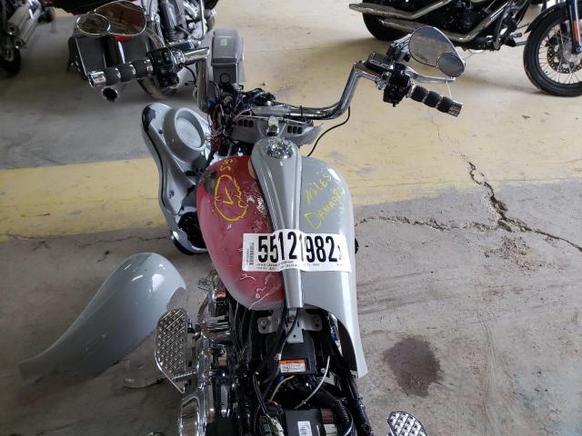 1HD1KPM12EB631644 - 2014 HARLEY-DAVIDSON FLHX SHRIN GRAY photo 5