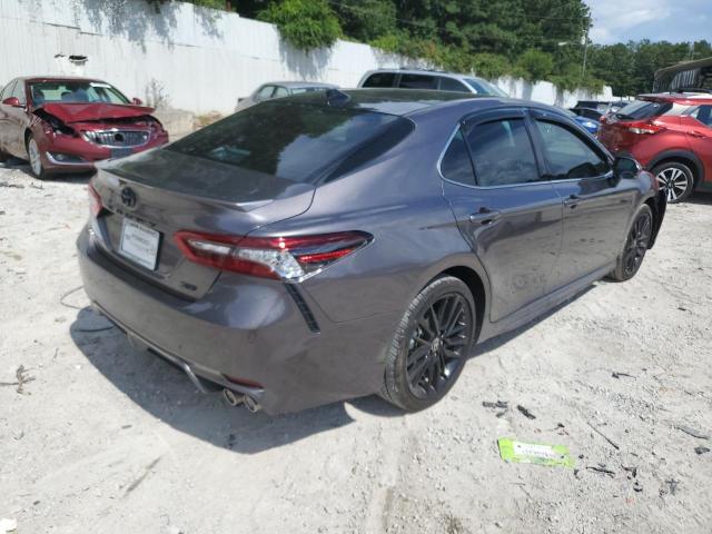 4T1K61AK0NU026476 - 2022 TOYOTA CAMRY XSE GRAY photo 4