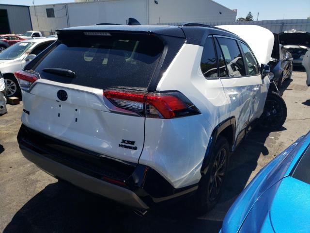 2T3E6RFV2NW034469 - 2022 TOYOTA RAV4 XSE WHITE photo 4