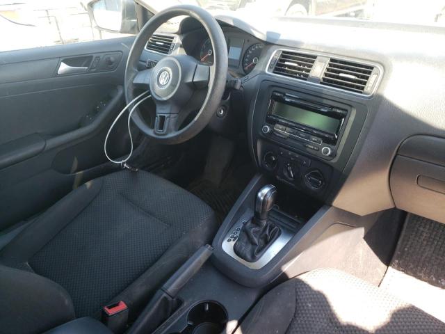 3VW2K7AJ7DM418073 - 2013 VOLKSWAGEN JETTA BASE WHITE photo 9