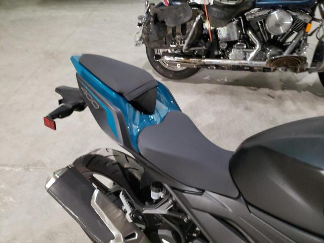 JKAERKD10MDAA5894 - 2021 KAWASAKI ER400 D TEAL photo 6