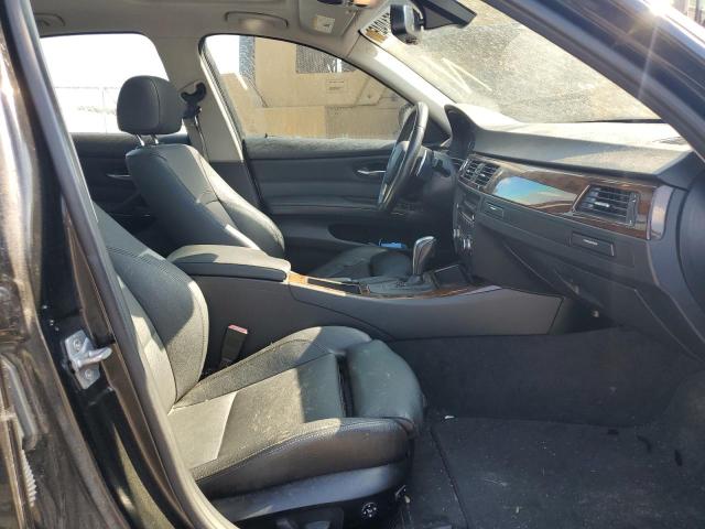 WBAPH7C59BE677655 - 2011 BMW 328 I Schwarz Foto 5