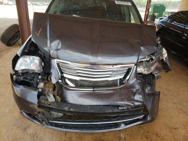 2C4RC1CG1FR561979 - 2015 CHRYSLER TOWN & COU GRAY photo 9