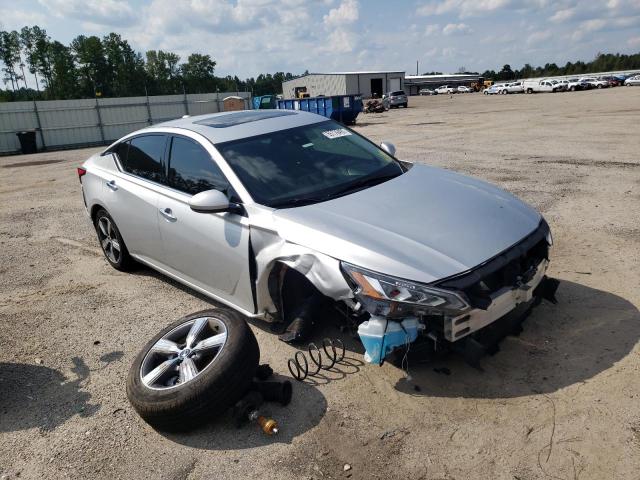 1N4BL4DV5KC102009 - 2019 NISSAN ALTIMA SV SILVER photo 1