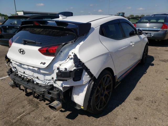 KMHT36AH8NU012825 - 2022 HYUNDAI VELOSTER N WHITE photo 4