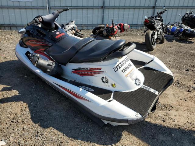 YAMA2510A000 - 2000 YAMAHA JETSKI WHITE photo 3