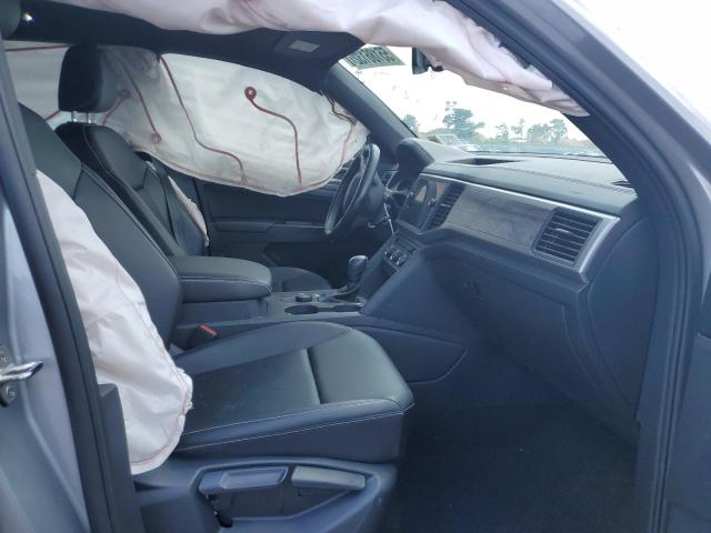 1V26E2CA2LC216848 - 2020 VOLKSWAGEN ATLAS CROS 灰色 照片 5