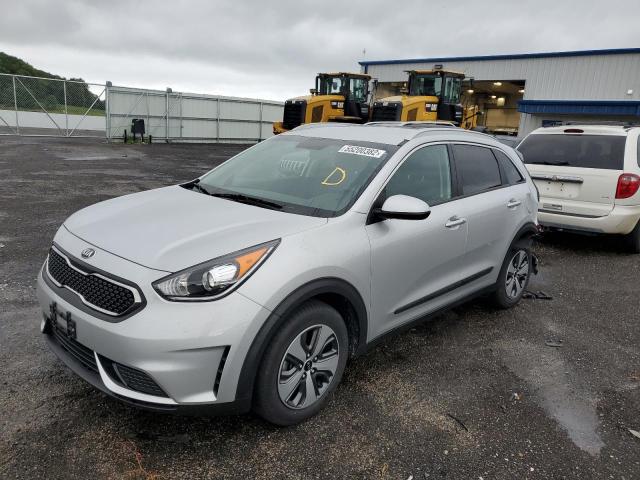 KNDCB3LC4J5212290 - 2018 KIA NIRO FE SILVER photo 2