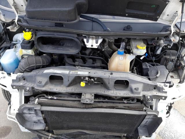 3C6TRVAG0KE500625 - 2019 RAM PROMASTER WHITE photo 7