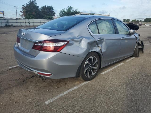 1HGCR3F09HA042637 - 2017 HONDA ACCORD EXL SILVER photo 4