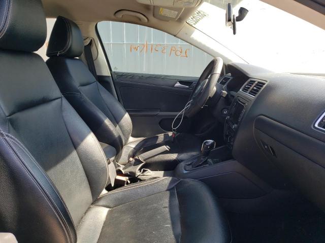 3VW2K7AJ9EM218197 - 2014 VOLKSWAGEN JETTA BASE 灰色 照片 5