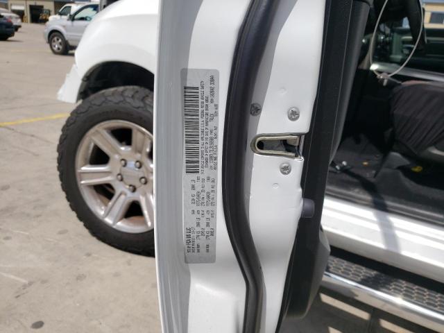 1C6RR7LT2JS158588 - 2018 RAM 1500 SLT SILVER photo 10