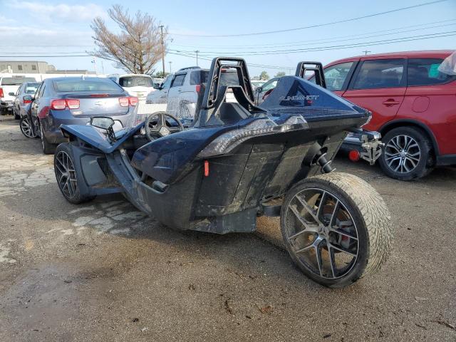 57XAAPFA8K8135023 - 2019 POLARIS SLINGSHOT BLUE photo 3